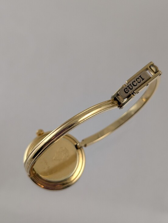 AUTHENTIC GUCCI 1100L BEZEL BANGLE WATCH w/5 Bezels/ PETITE/EXCELLENT main image 6